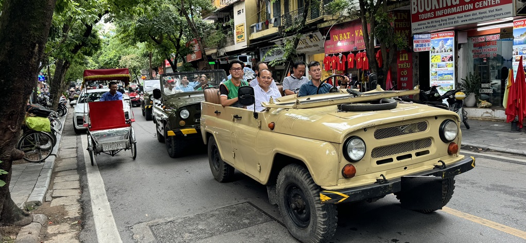 Hanoi Highlights & Hidden Gems